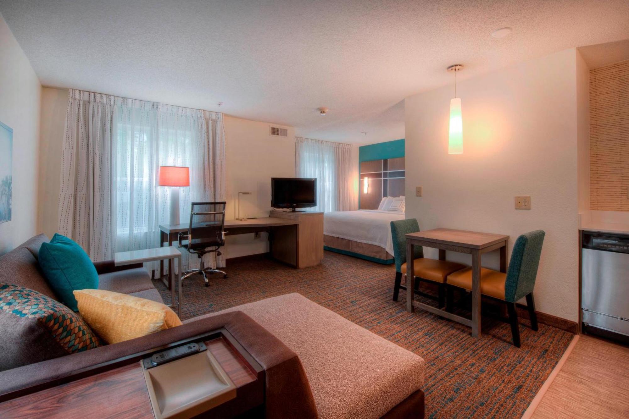 Residence Inn By Marriott Wilmington Landfall Экстерьер фото