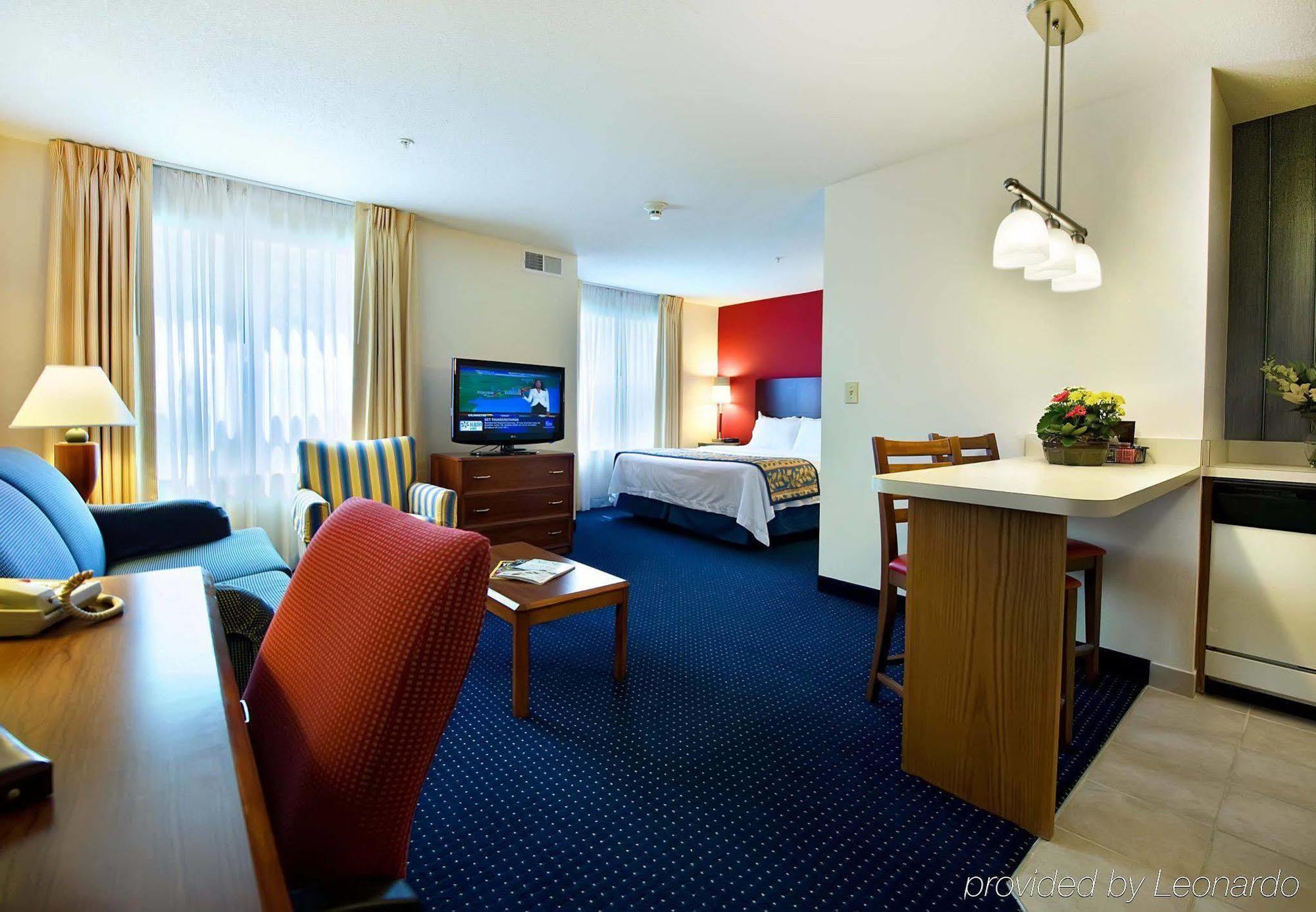 Residence Inn By Marriott Wilmington Landfall Номер фото